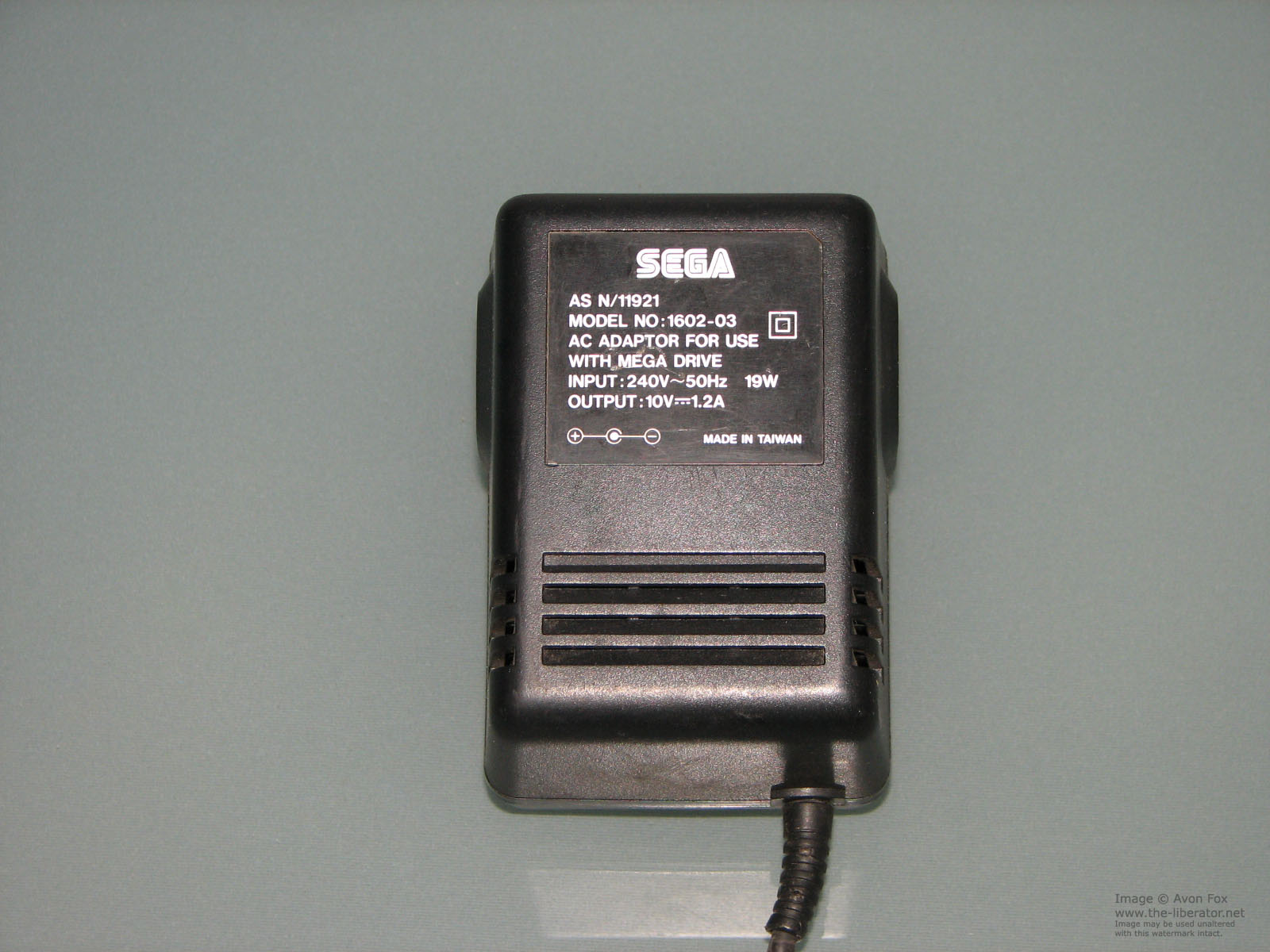 Sega-Mega-Drive-Genesis-PAL-016-Power-Su