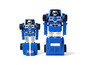 Dune Buggy Dashbots Comparison to Gobots Buggyman